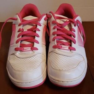 NIKE AIR PRESTIGE II WOMEN'S BASKETBALL SHOES